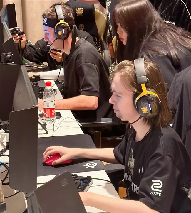 dupreeh 分析了 BLAST Bounty Fall 2025 参赛者，指出了弱点