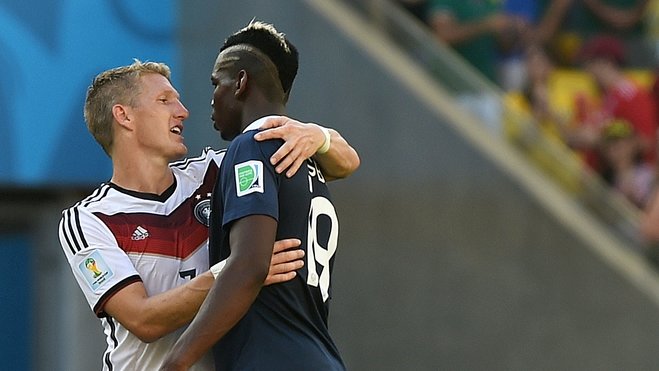 据报道，曼联欣喜若狂，签下中场球员阿莫林·阿多利斯的转会费大幅下降。