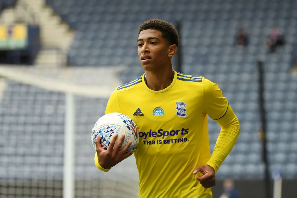 华夏幸福旧将许小龙：金元时代单场三、五百万的奖金很常见