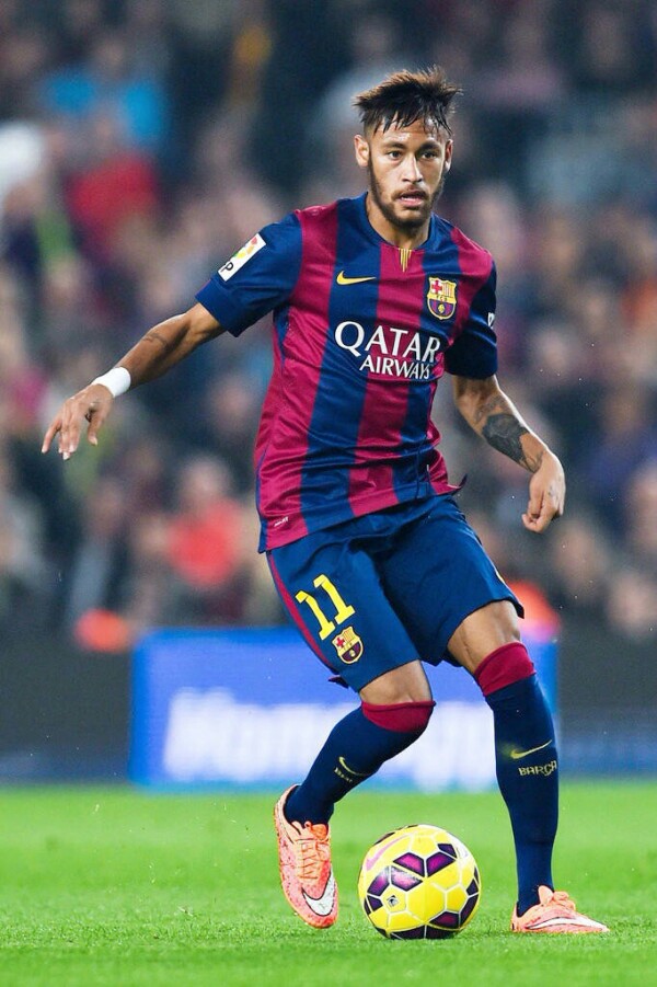 科贝电台：阿拉巴肌肉过载缺席训练，楚阿梅尼有望进入大名单（科贝电台：阿拉巴因肌肉过载未参加训练，楚阿梅尼有望入选大名单）