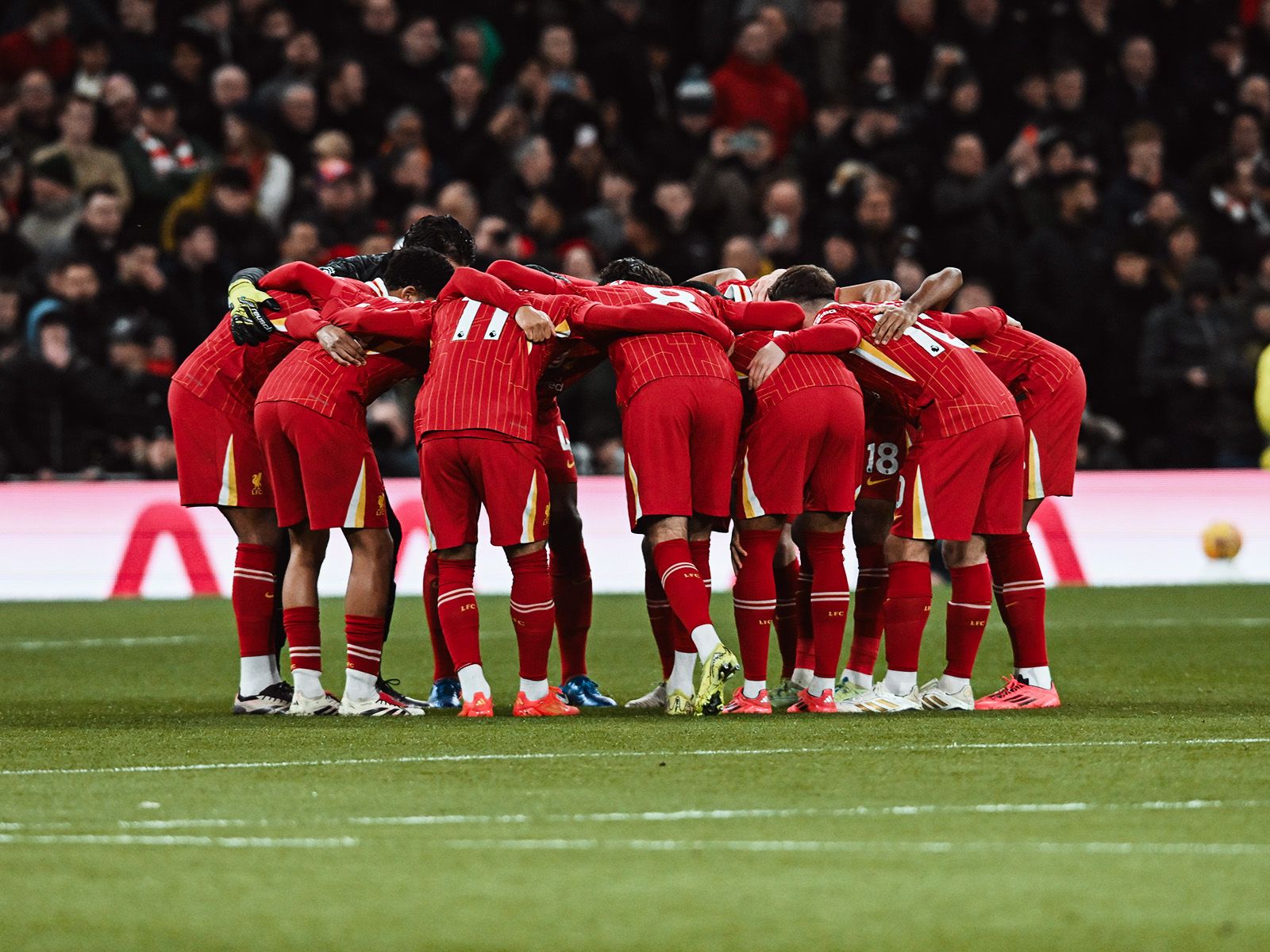 欧洲豪门公布新球场效果图，造型震撼